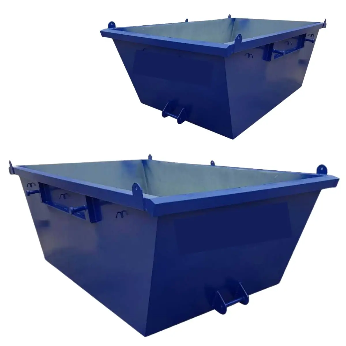 Flatted top skip for oil wastage and construction debris. Built with UAE industrial standards for handling hazardous or bulky waste with maximum safety and convenience.