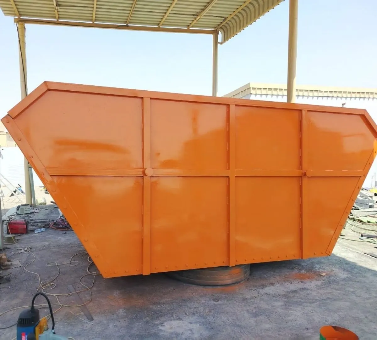 Skip manufactured for industrial material handling operations